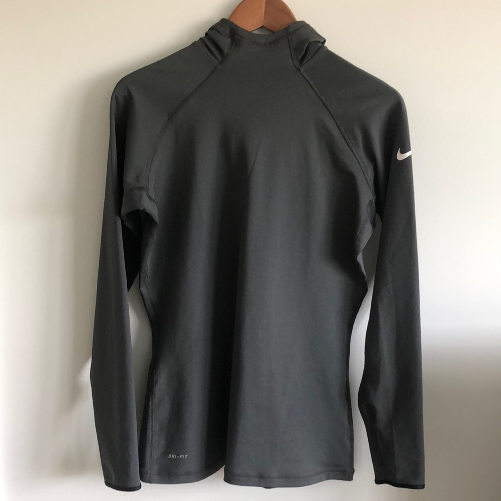 LIKE NEW Nike Pro Dri-fit Running Pullover